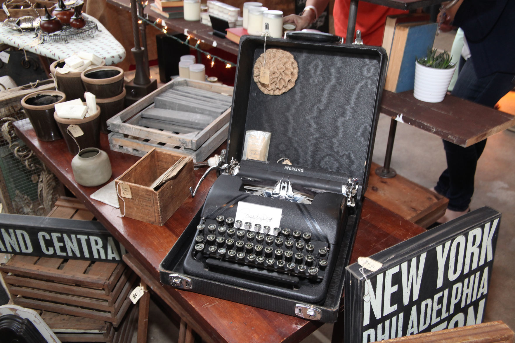 Rustic Peddler Market